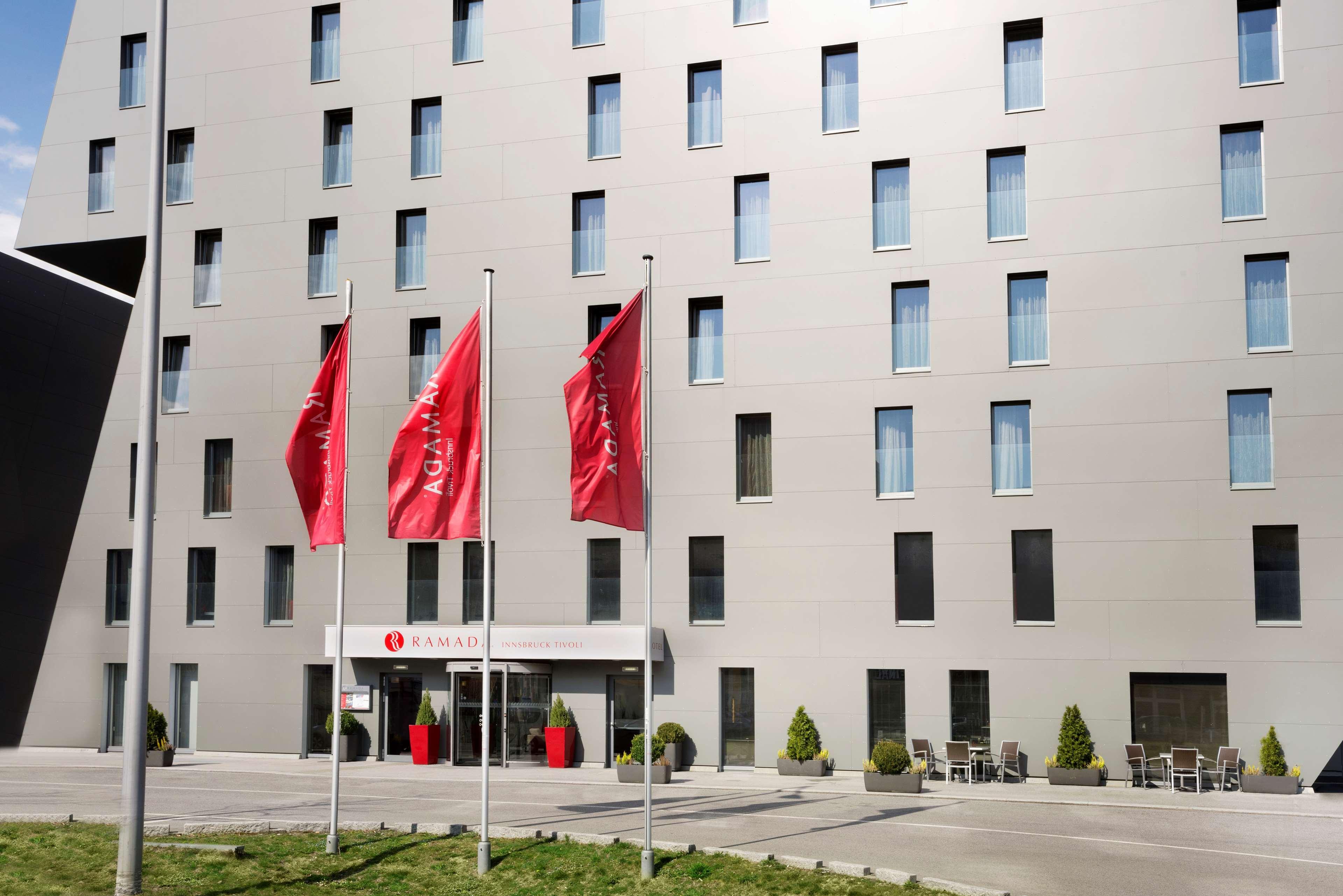Hilton Garden Inn Innsbruck Tivoli Exterior photo