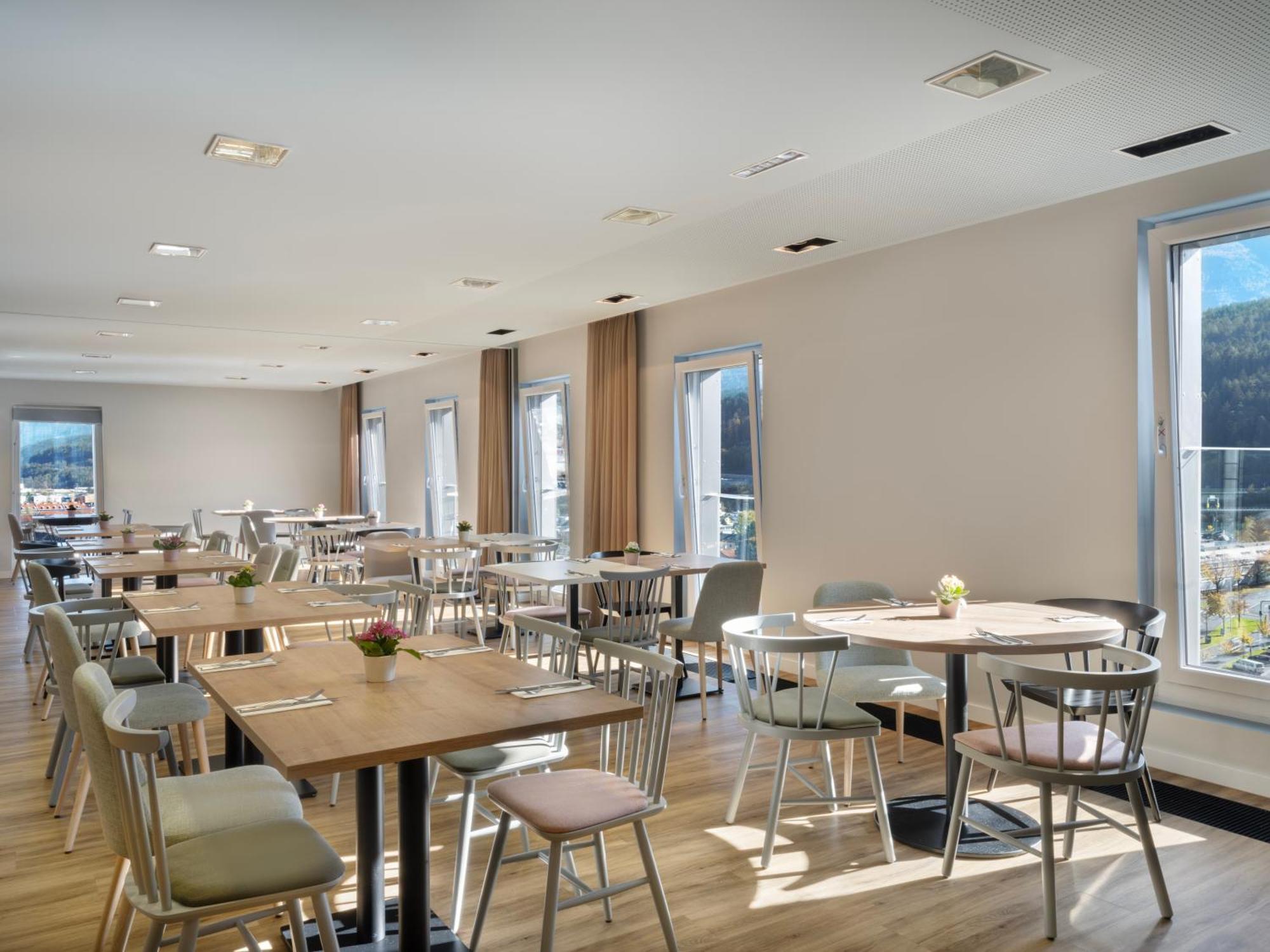 Hilton Garden Inn Innsbruck Tivoli Exterior photo