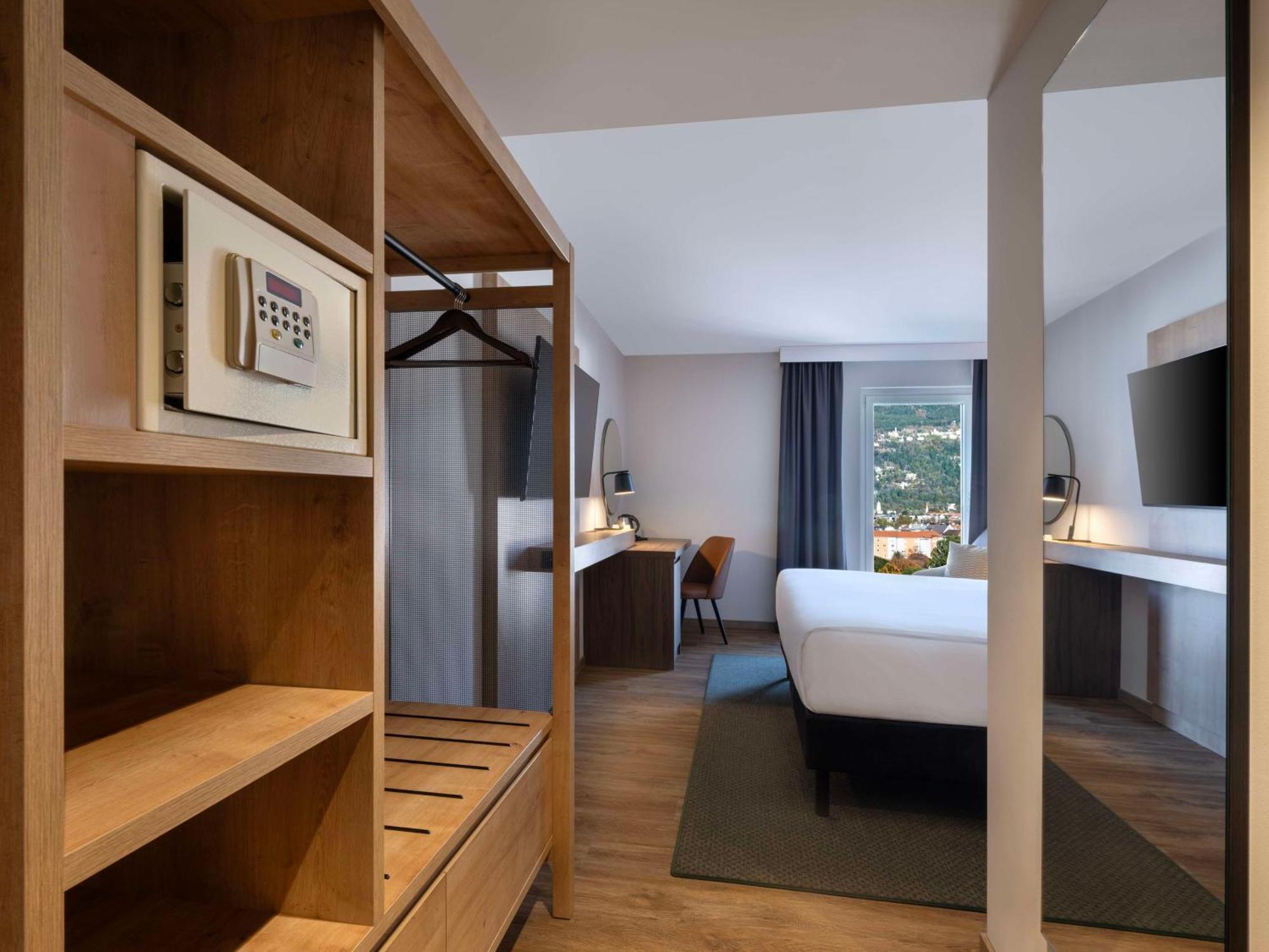 Hilton Garden Inn Innsbruck Tivoli Exterior photo